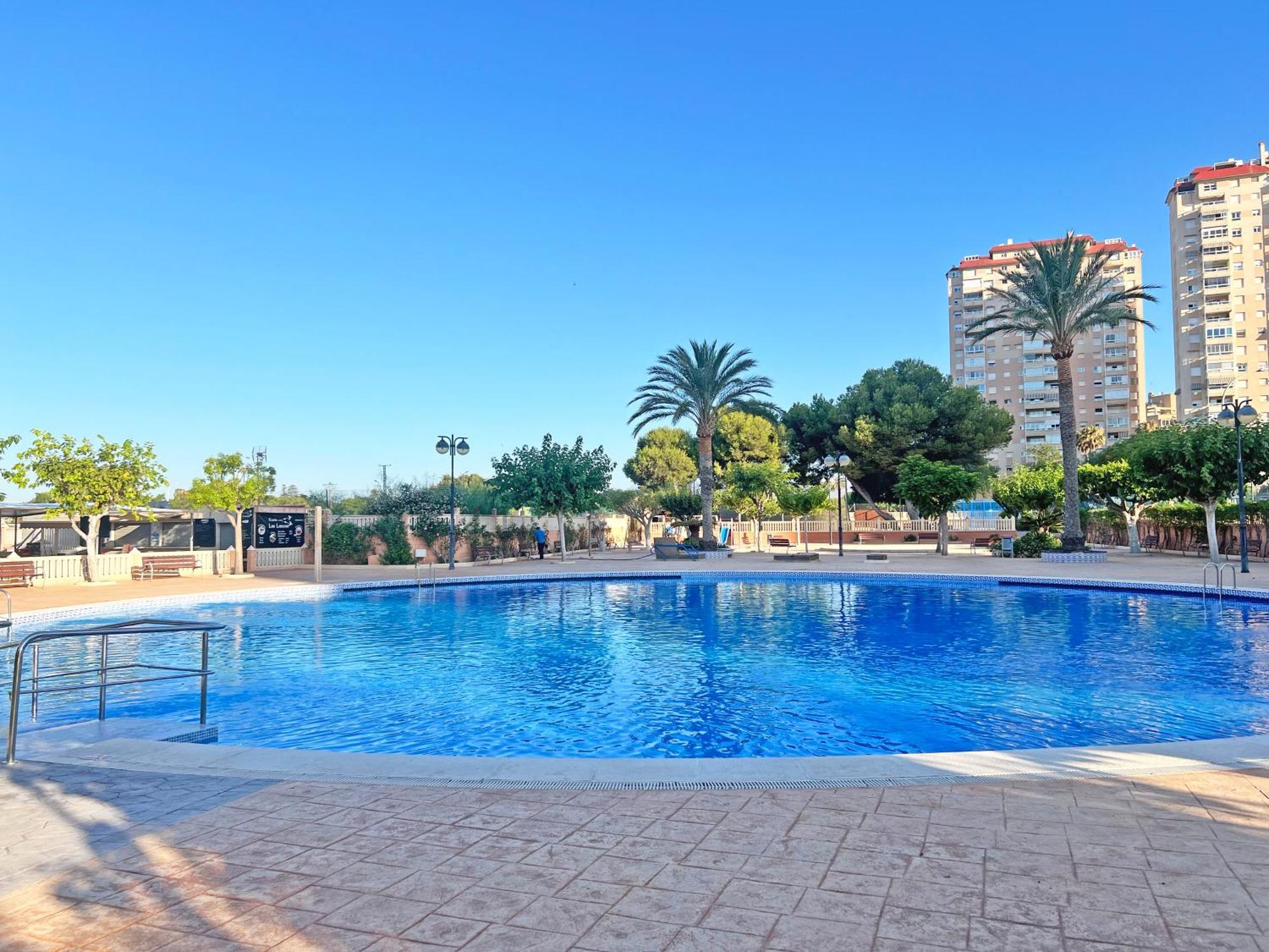 Appartement Coqueto Con Piscina, Nuevo A 50M Del Mar, Parking Gratis à El Campello Extérieur photo
